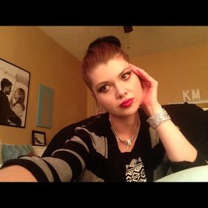 Meet your Posher, Kellie